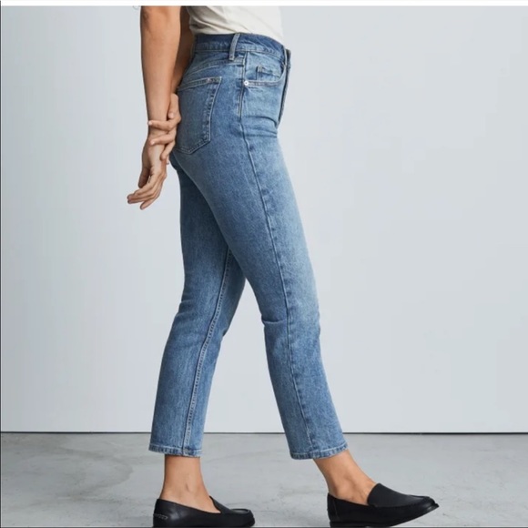Everlane The Original Cheeky Jean Crop - Picture 5 of 8